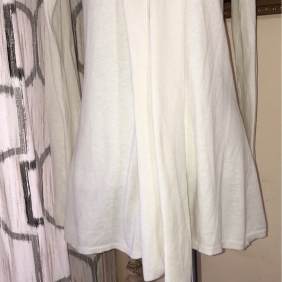 Vince Cardigan - Picture 3 of 6